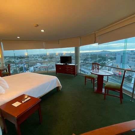 Hotel Enterprise Inn Poliforum レオン エクステリア 写真
